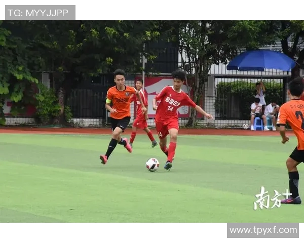 周静的足球人生深度对话：她如何在绿茵场上书写自己的传奇故事