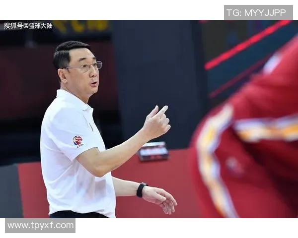 深入分析上海网球队的运营策略与发展模式探讨 深入分析上海网球队的运营策略与发展模式探讨