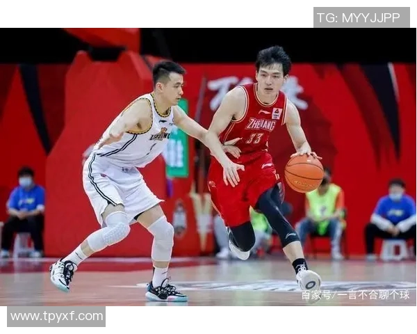 武汉篮球队与上海篮球队赛后复盘分析两队状态及表现对比