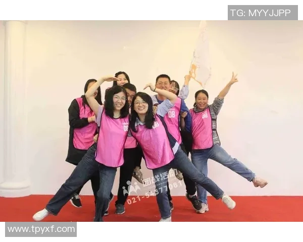 西安飞盘队逆风翻盘的创新之路与团队精神探讨 西安飞盘队逆风翻盘的创新之路与团队精神探讨