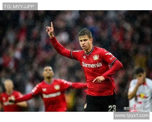 帕德博恩与科隆激战正酣谁能在德乙赛场上笑到最后