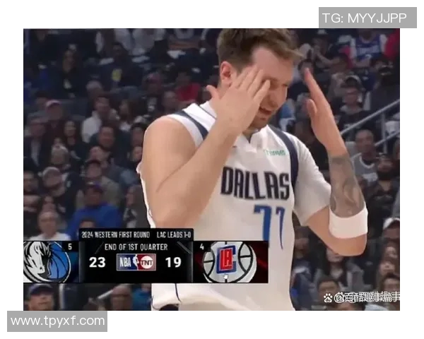 快船与小牛精彩对决回顾10月30日比赛录像全程分析与亮点总结