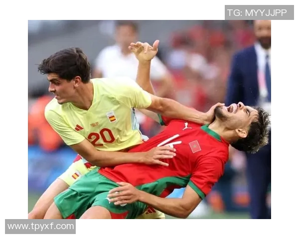 摩洛哥与伊朗足球赛精彩对决揭示两国足球实力与战术风格的碰撞