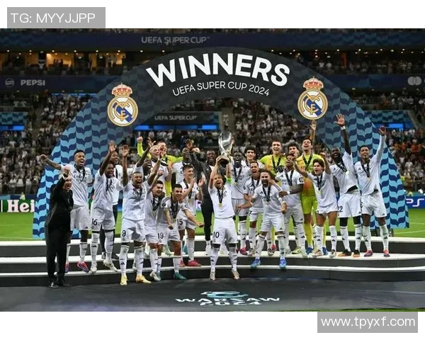 西甲焦点战皇马迎战瓦伦西亚双方争夺三分激战一触即发