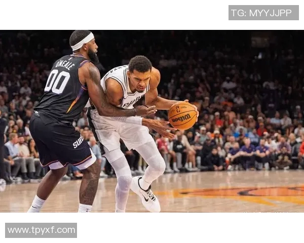 马刺与太阳激战正酣视频直播精彩瞬间尽在眼前