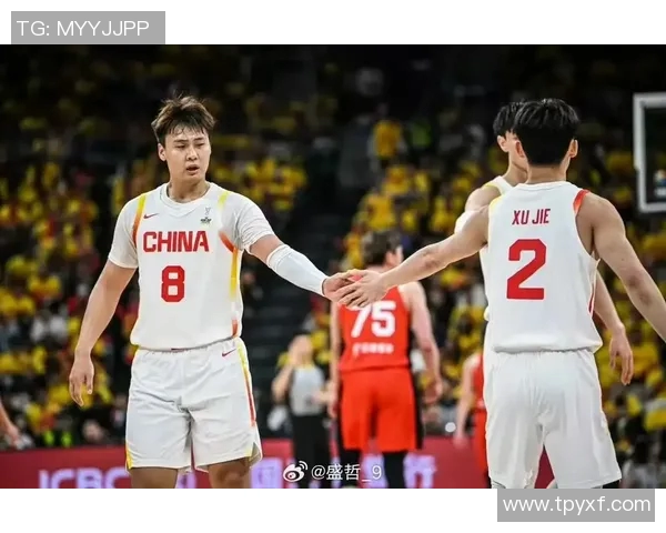 赵睿领衔中国男篮新征程展现实力与团队精神的精彩瞬间