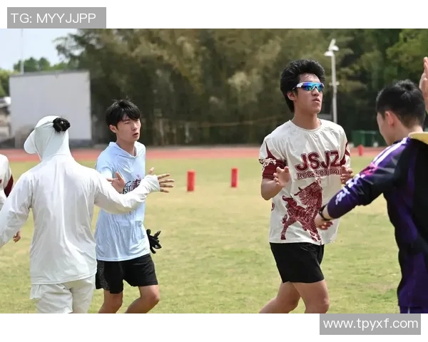 广州飞盘队在极限运动会积分榜上以87分稳居第一名表现出色MBA