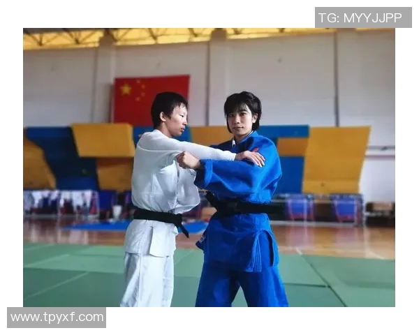 李丽专访：从青涩少女到羽毛球冠军的成长之路回顾与展望