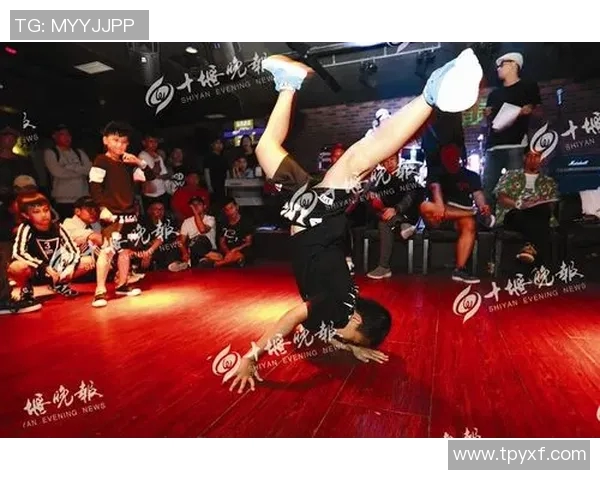 武汉街舞队荣登全国街舞状态排行榜第九名展现实力与魅力 武汉街舞队荣登全国街舞状态排行榜第九名展现实力与魅力